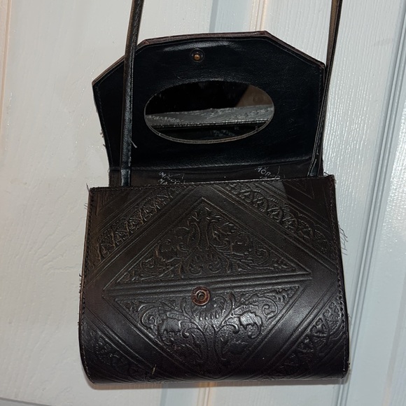 🖤Vintage Handmade Moroccan Embossed 100% Black Leather Crossbody Bag Purse🖤 - Picture 5 of 6